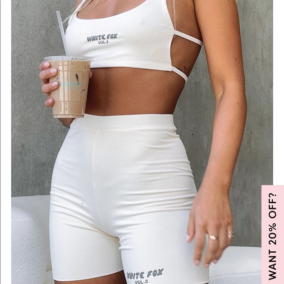 Outfit from white fox boutique - Picture 3 of 4